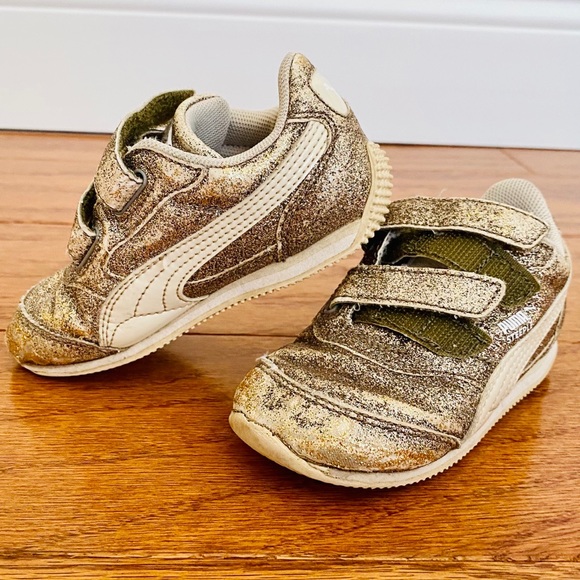 Puma | gold glitter sneakers. - Picture 4 of 7